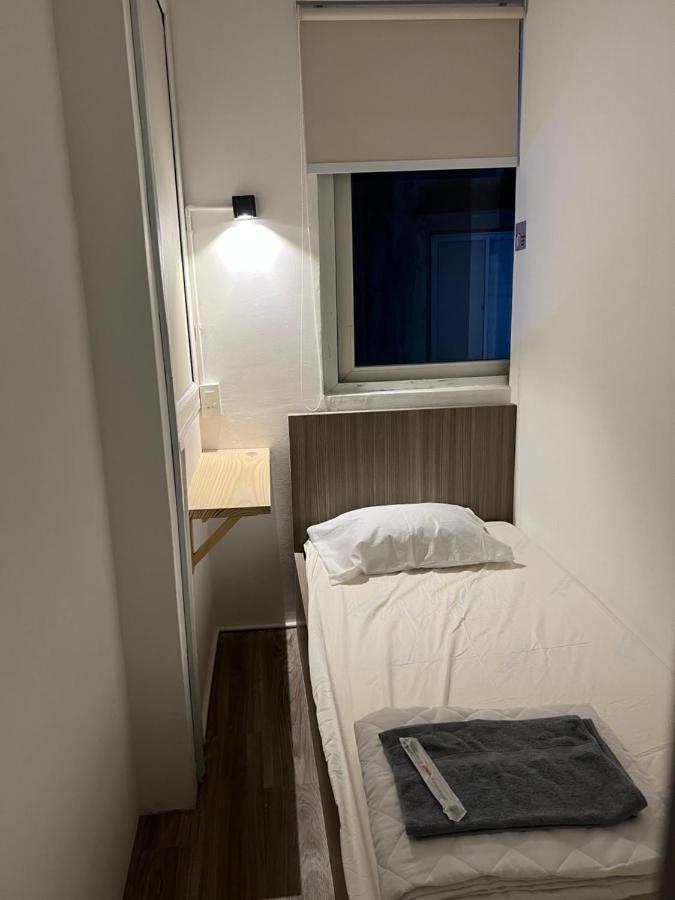 8H-Hostel Хошимін Екстер'єр фото